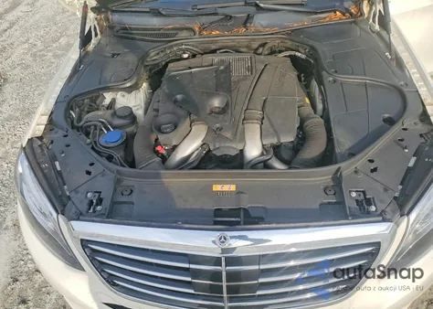 2017 Mercedes-Benz S 550 z USA, uszkodzony, nr VIN WDDUG8CBXHA324092